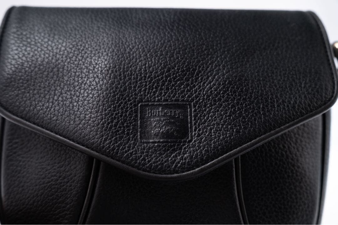 Burberry Vintage Black Leather Shoulder Bag Gold Hardware Women 20cm 19.5cm