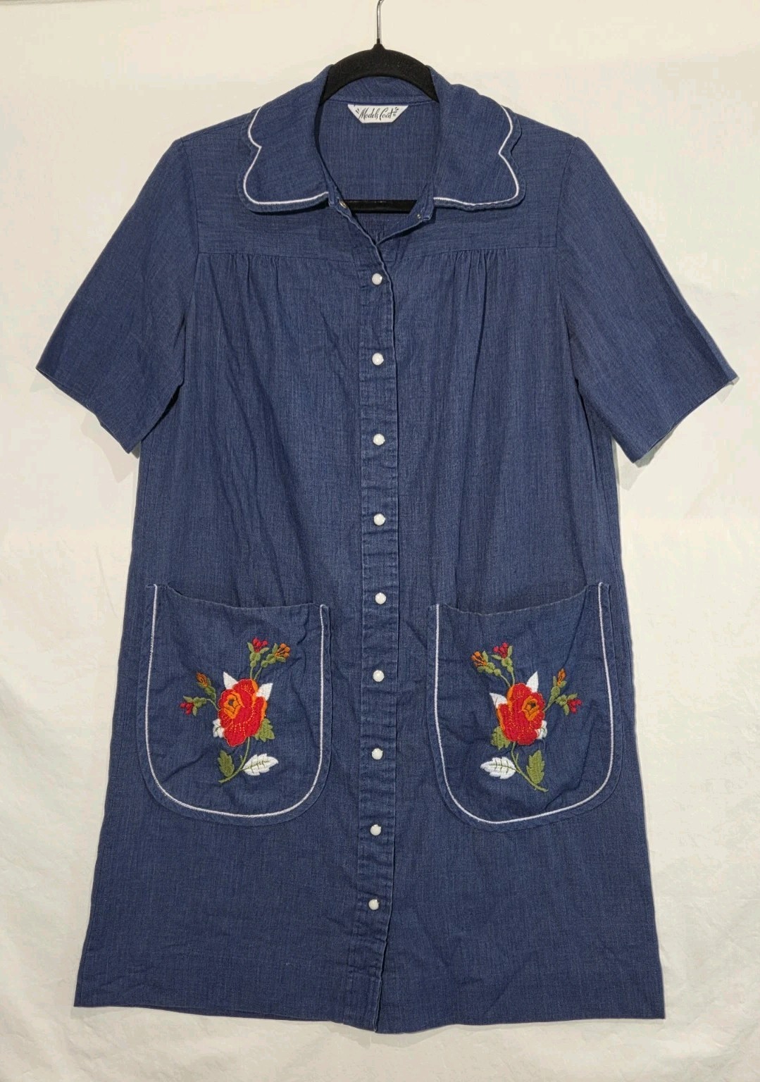VTG Models Coat 60’s House Dress Chambray Snap Front Embroidered Pockets Medium