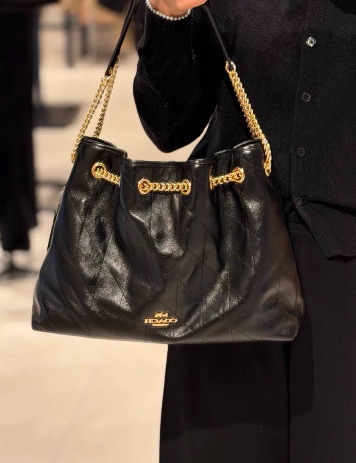 NWT Coach CDR00 Evelyn Shoulder Bag Black Quilted Leather Crescent Chain Strap