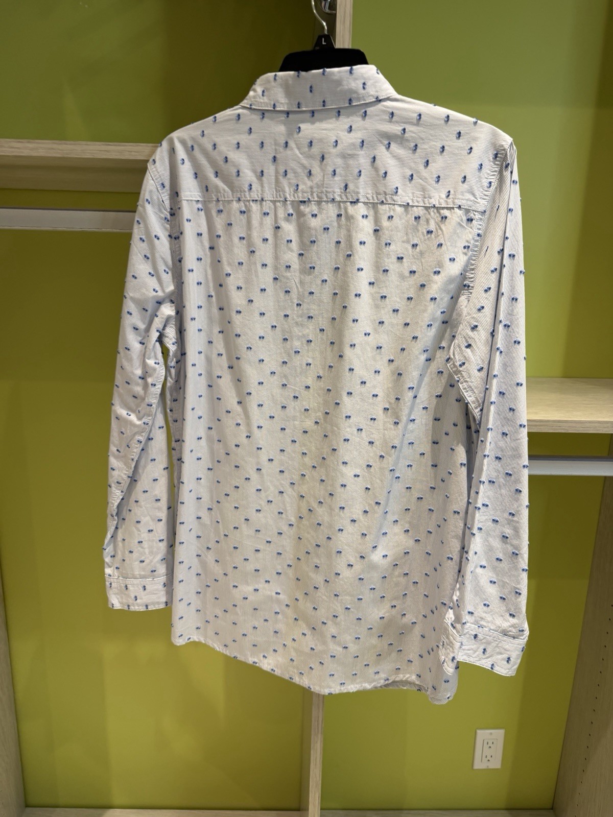 J. McLaughlin White Shirt with Blue Embroidered Detail Size XL Long Sleeve