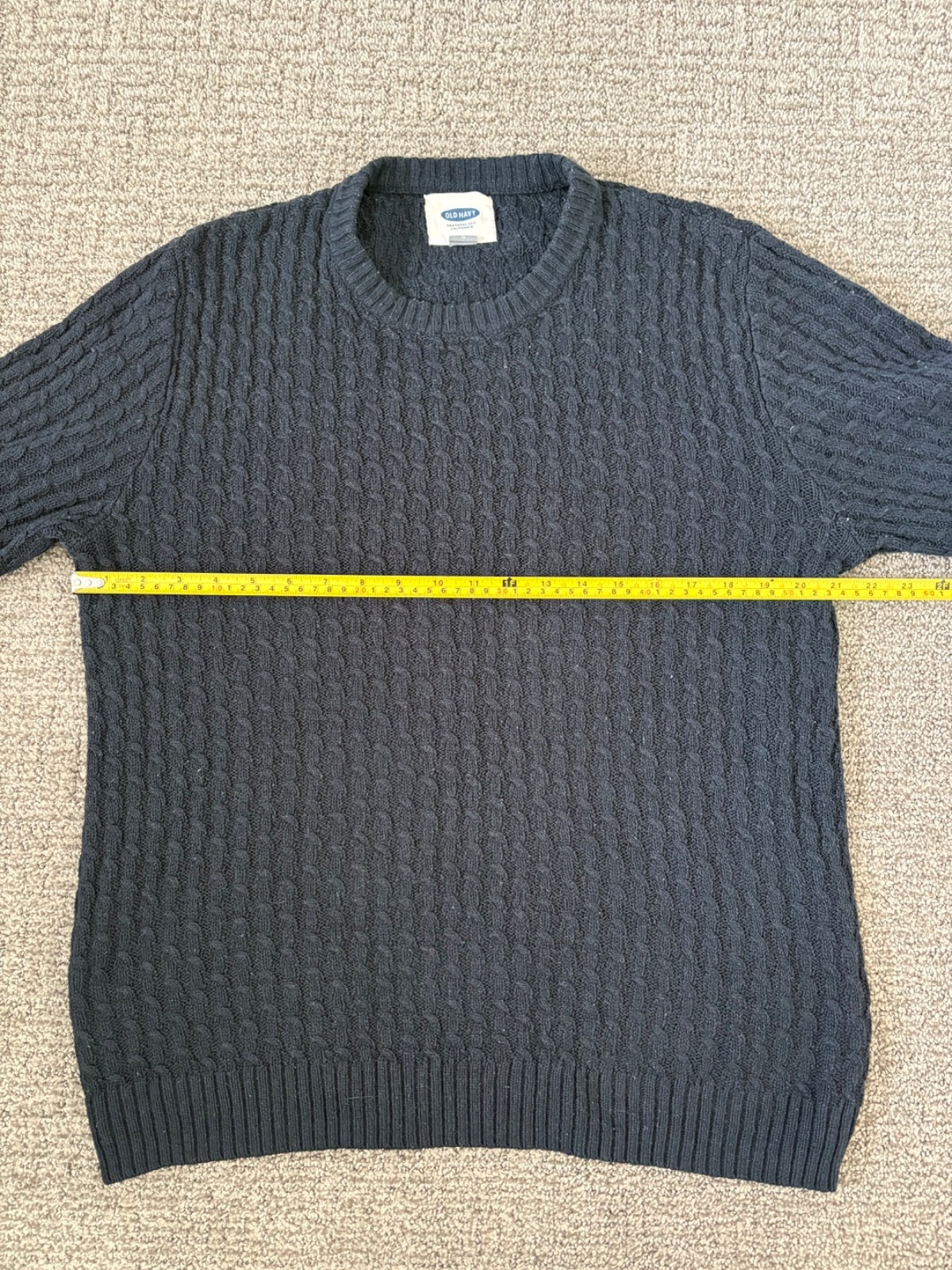 Old Navy Fishermans Sweater Sz L