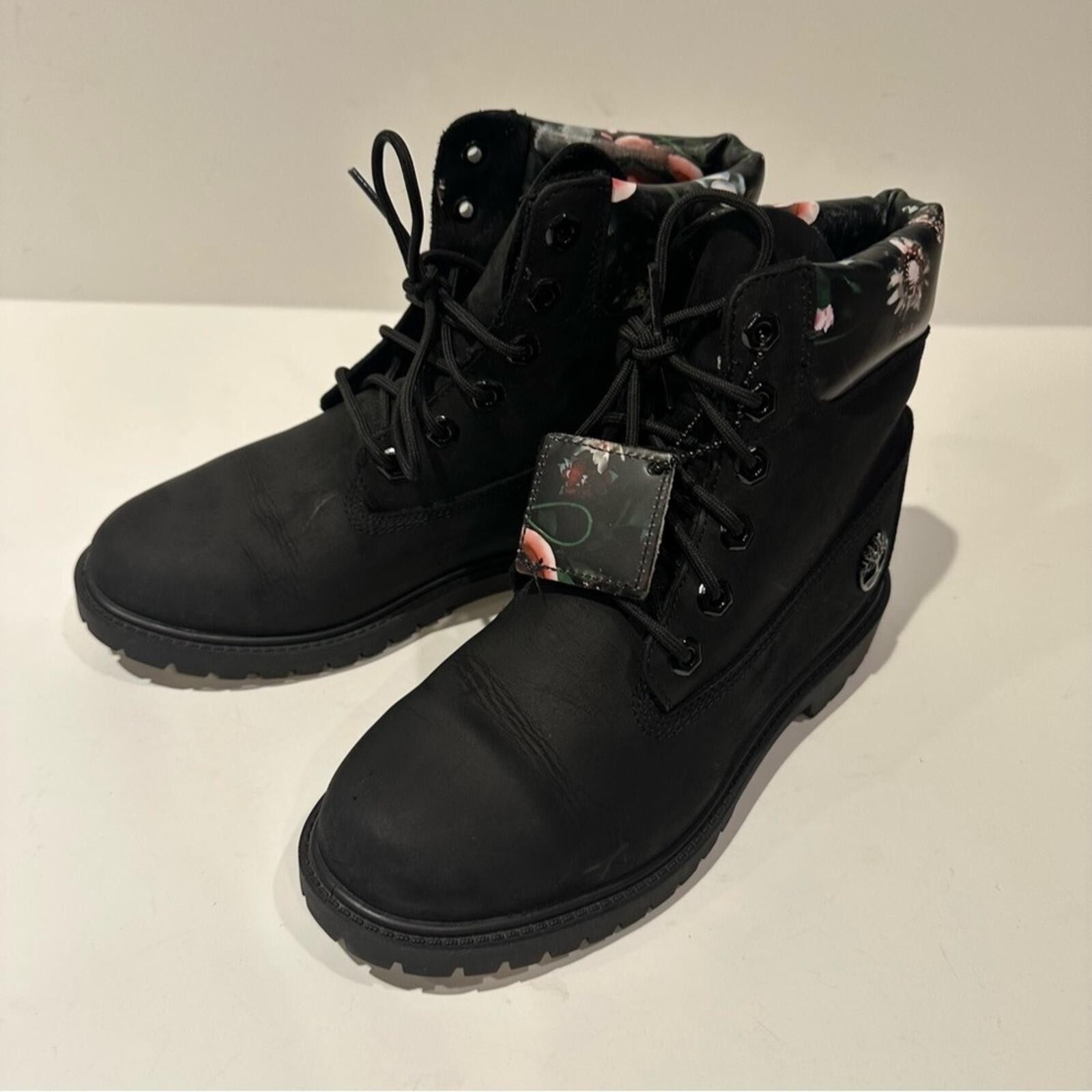 Timberland Women’s Heritage 6” Waterproof Leather Floral Boots