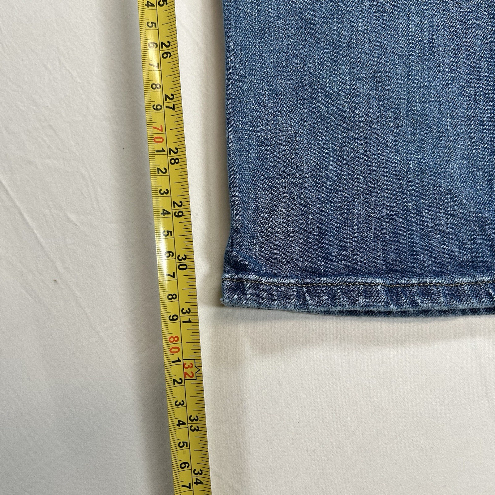 LL Bean Men’s Vintage 1912 Standard Straight Leg Jeans/32×32 – Blue Denim