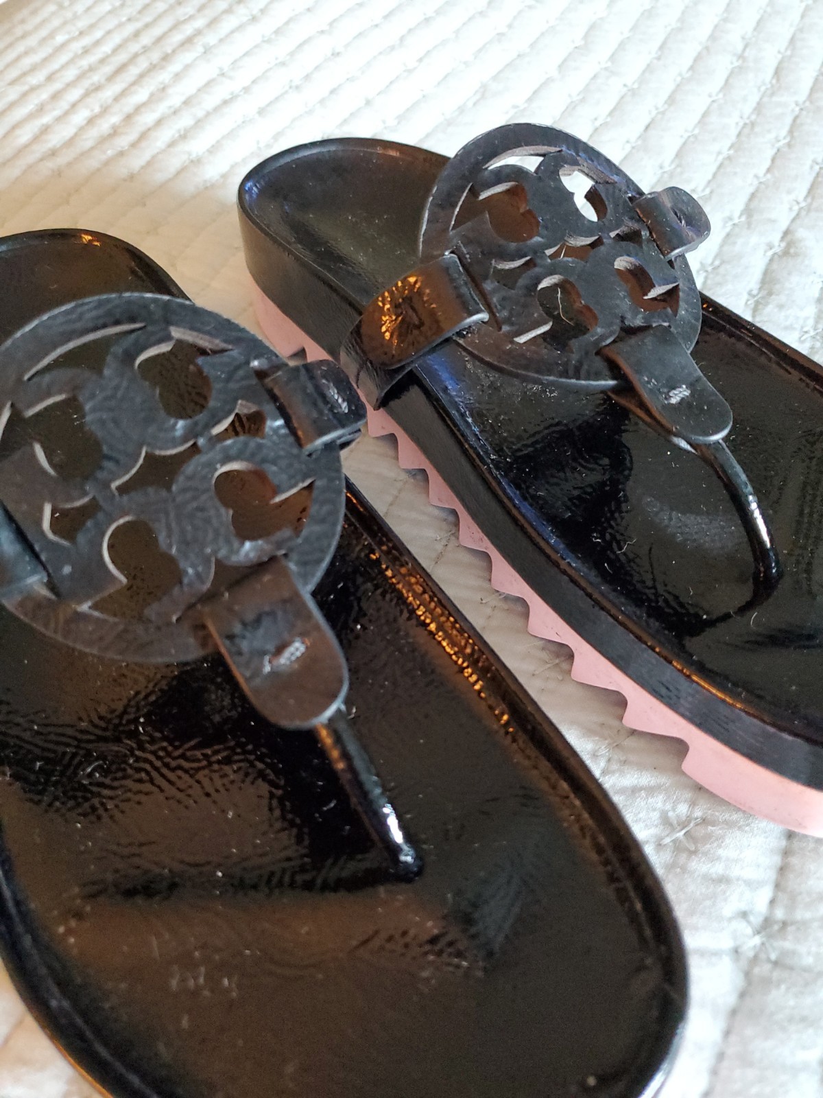 Tory Burch Miller Cloud Lug Black Pink Patent Leather Petunia Sandals Sz 8.5