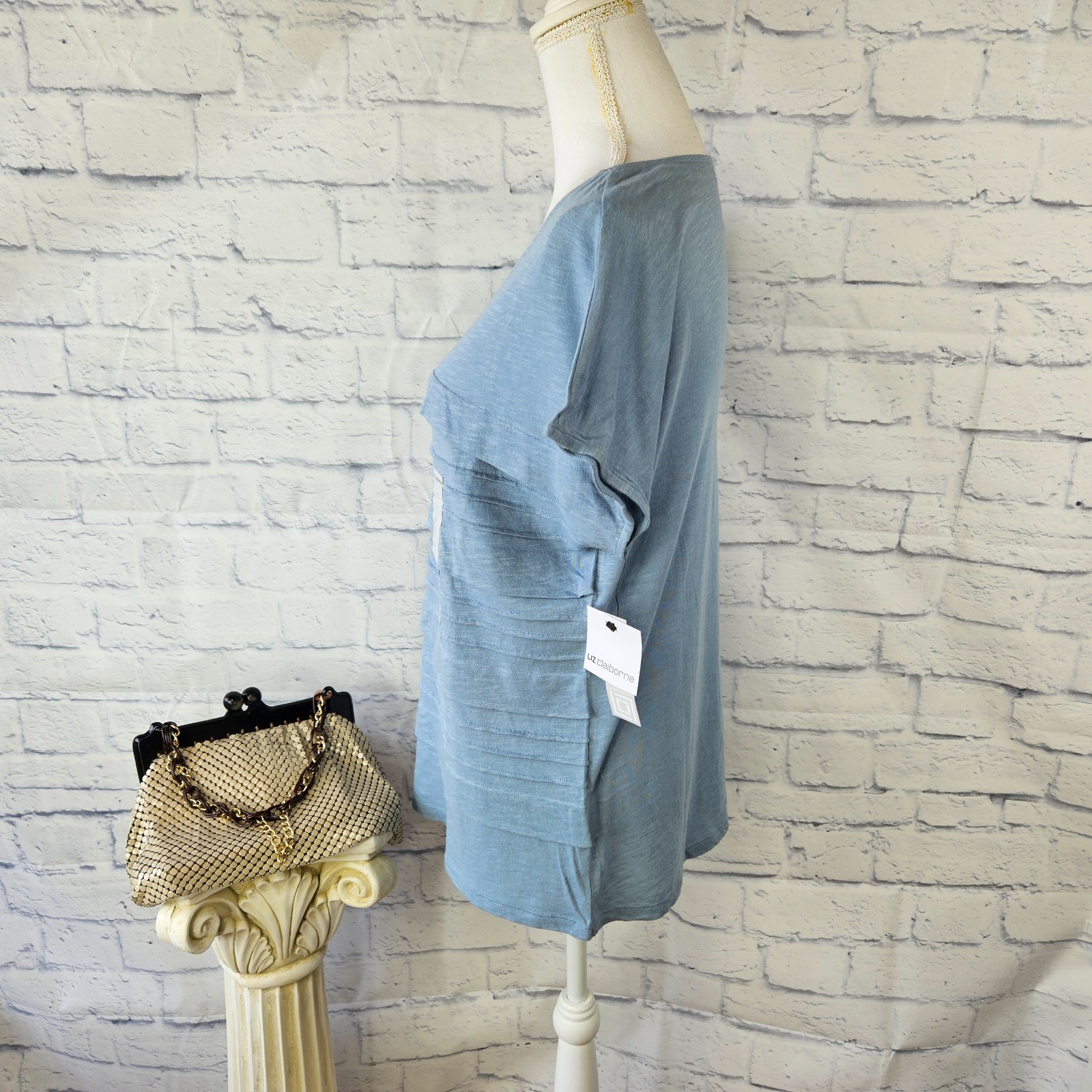 NWT Liz Claiborne Size L Light Indigo Blue Cap Sleeve Tiered Pullover Top Blouse