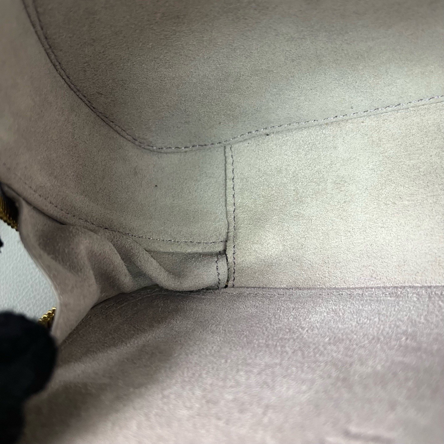 Celine Pre-Owned Authentic Luxury Handbag Lavender 17.5×12×6cm