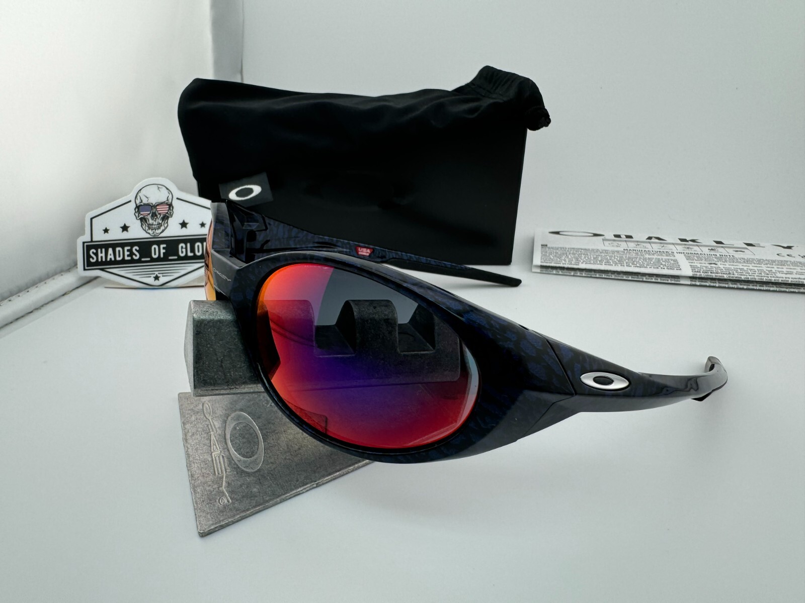 OAKLEY EYE JACKET REDUX PLANET X POSITIVE RED IRIDIUM SUNGLASSES OO9438-02 RARE