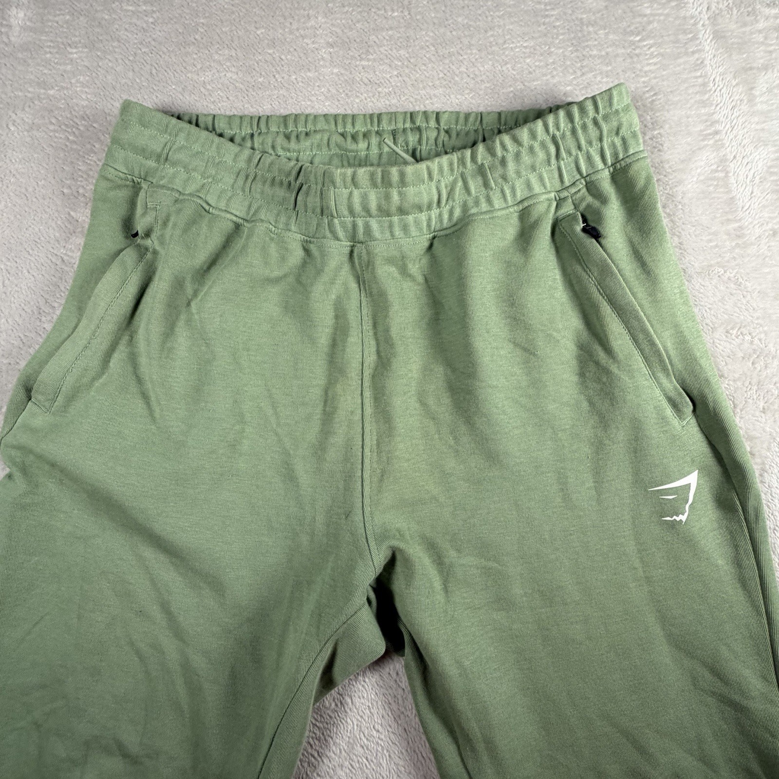 Gymshark Crest Joggers Mens Medium Green Sweatpants Zip Pocket Athletic Logo