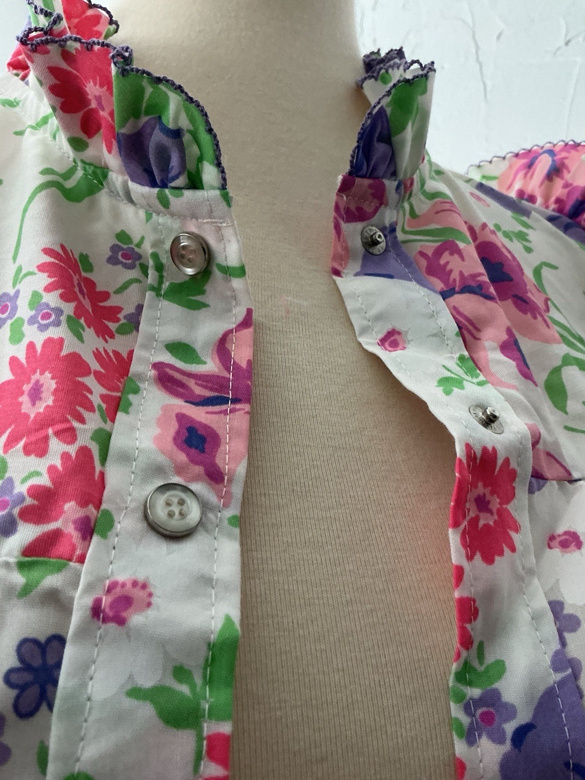 Models Coat VTG Robe Floral Ruffled Snaps Size 14 USA Never Used Authentic NWOT