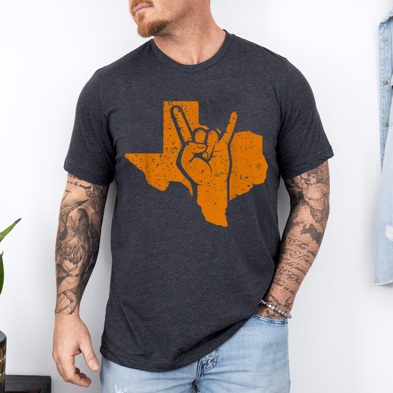 Unique Design Texas Pride Hook ‘Em Distressed Men Women T-Shirt