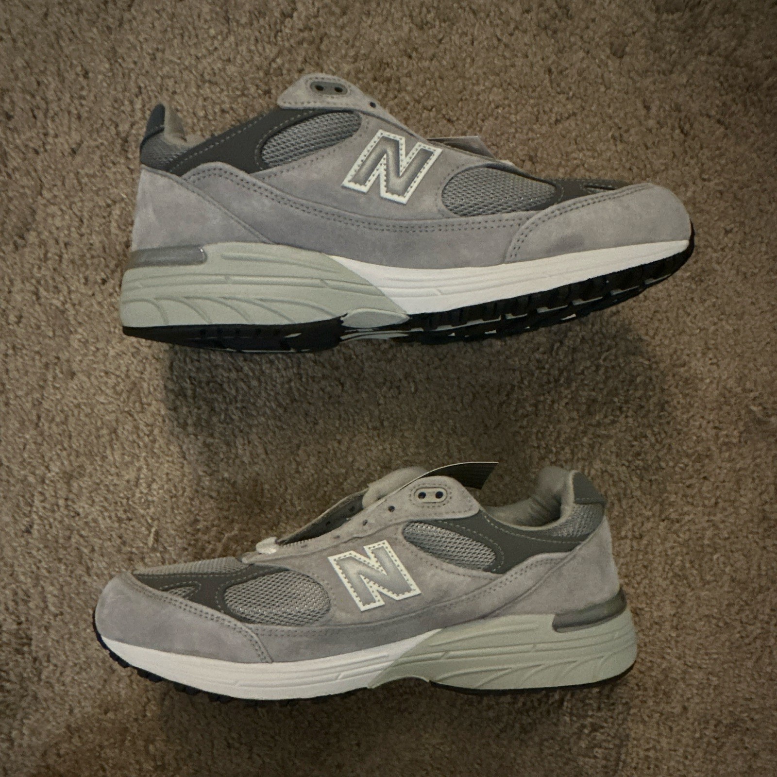 New Balance 993 MR993GL Gray Suede Made in USA Low Top Sneaker Men’s 4E