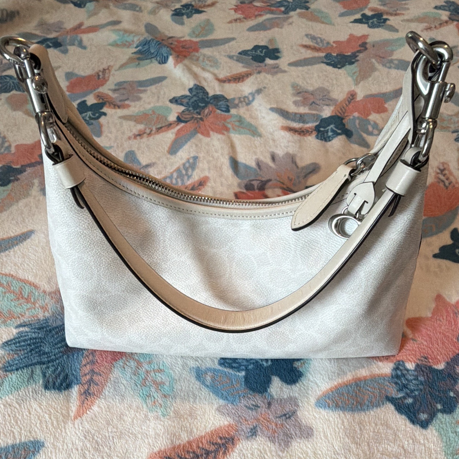 Coach Women’s Juliet Shoulder Bag in Signature Canvas