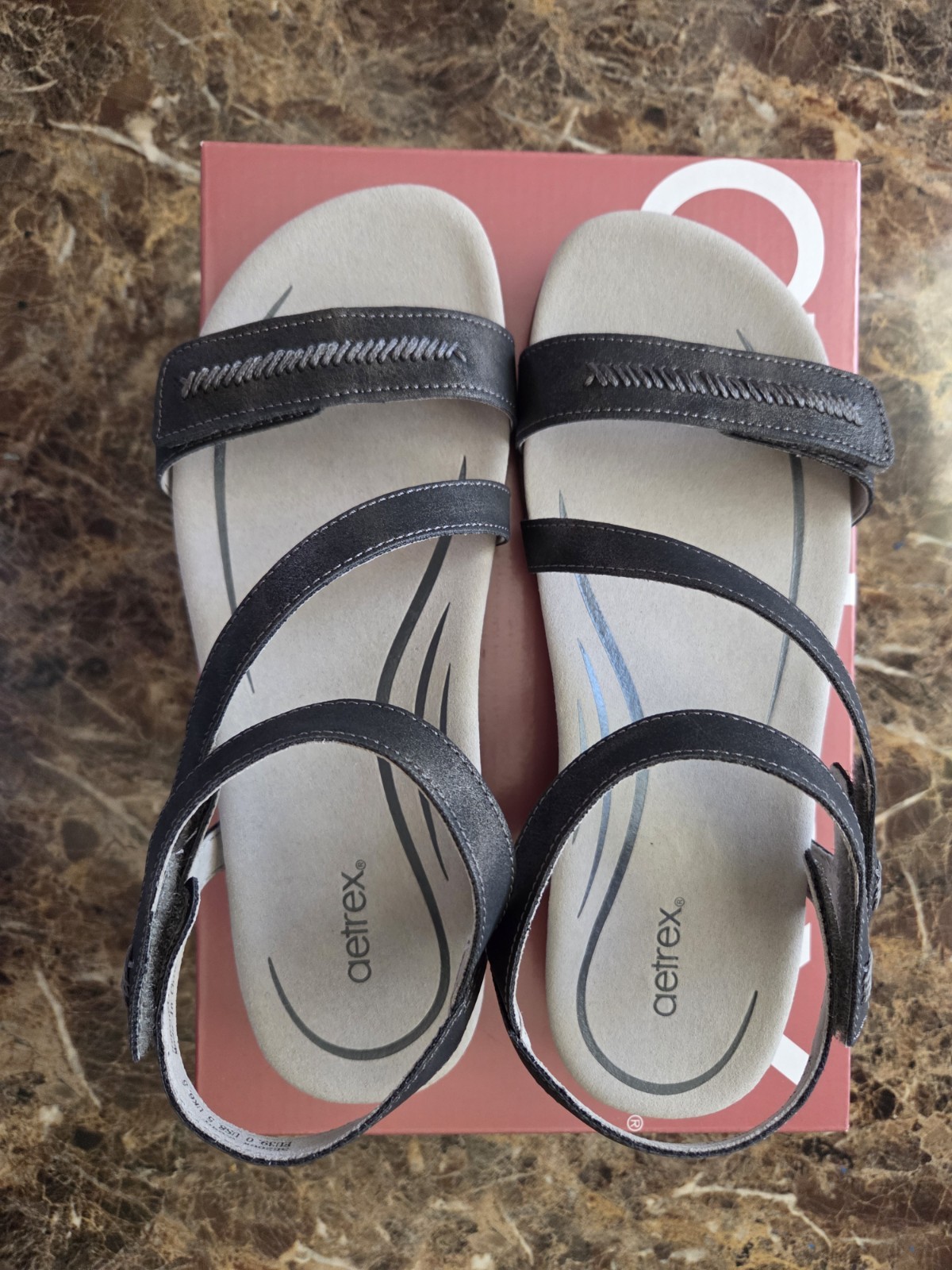 Aetrex Gabby Women’s Comfort Sandals Black Size 8.5 Orthotic Arch Support NWOT