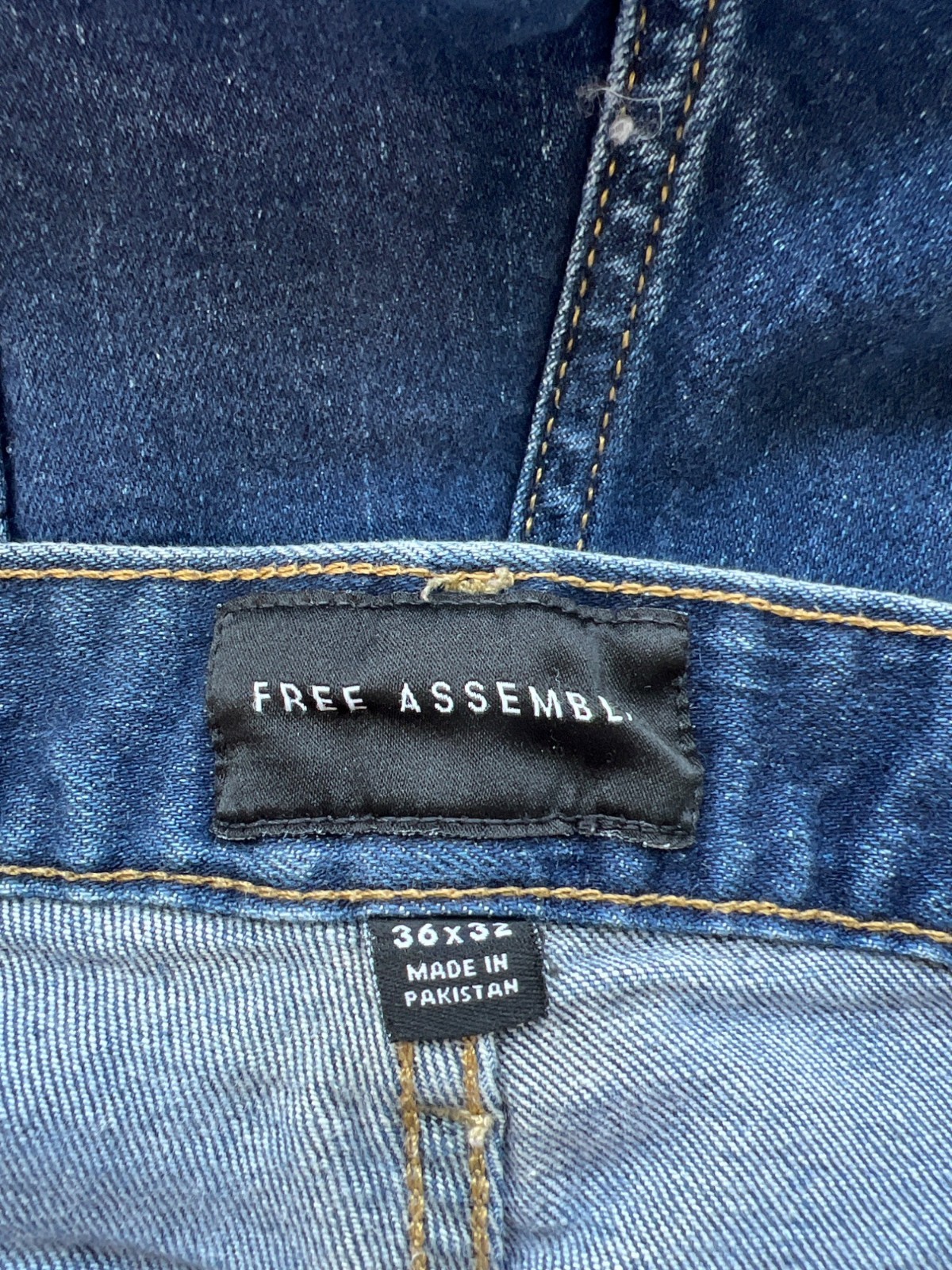 Free Assembly Jeans Size 36×32 Dark Wash Denim Classic Fit Cotton Blend Casual