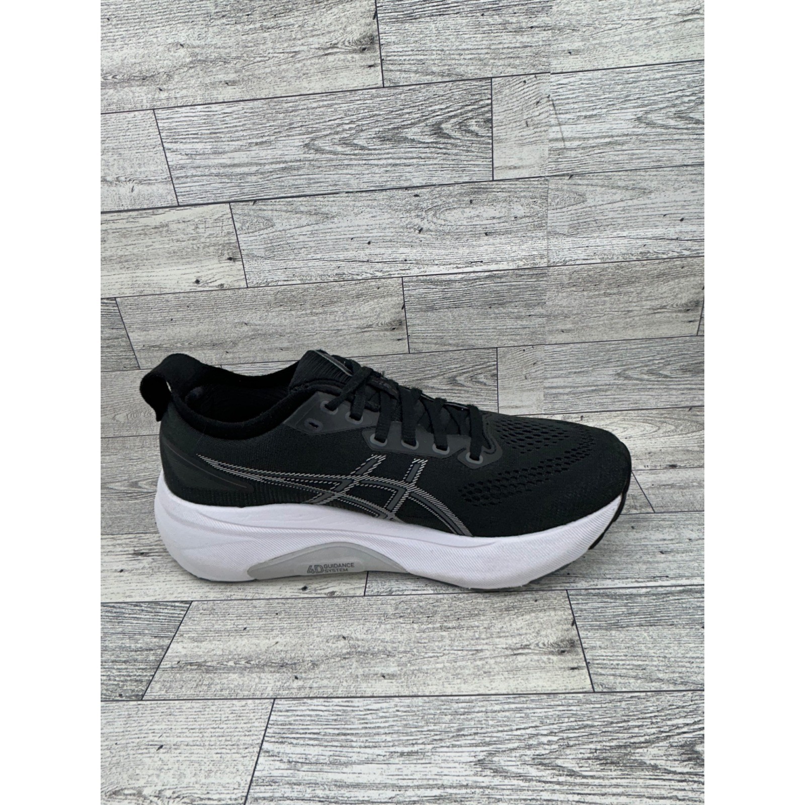Asics Gel-Kayano 31 Black Graphite Grey Running Shoes 1012B670 Women Size 8