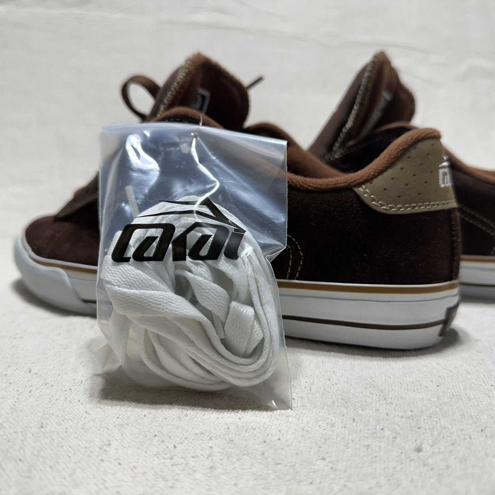 Vintage 2006 Lakai Howard Select – Brown Suede – Size 9 – (New in Box)