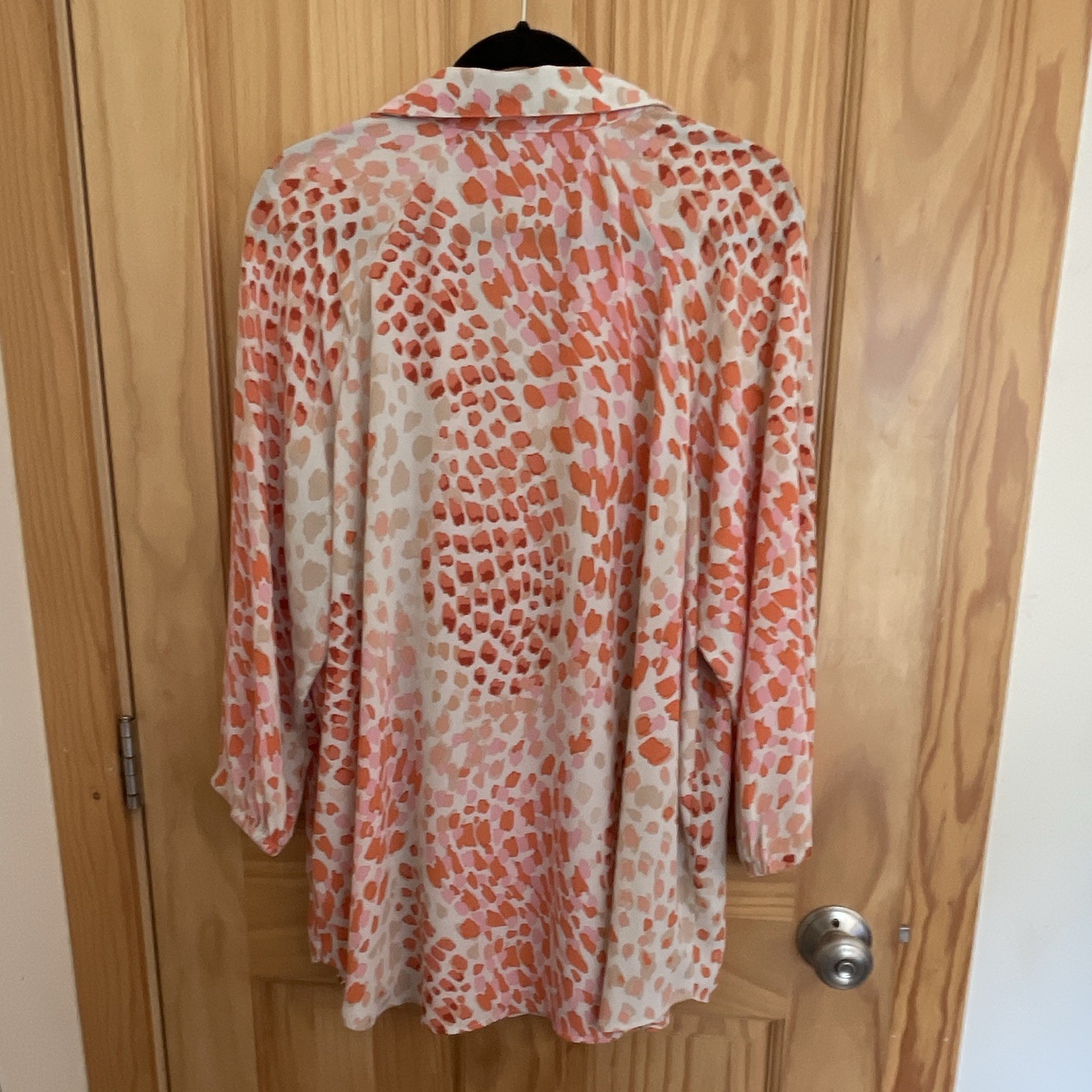 CAbi XL Animal Print Leopard Chiffon Tunic Blouse Button Front Collared