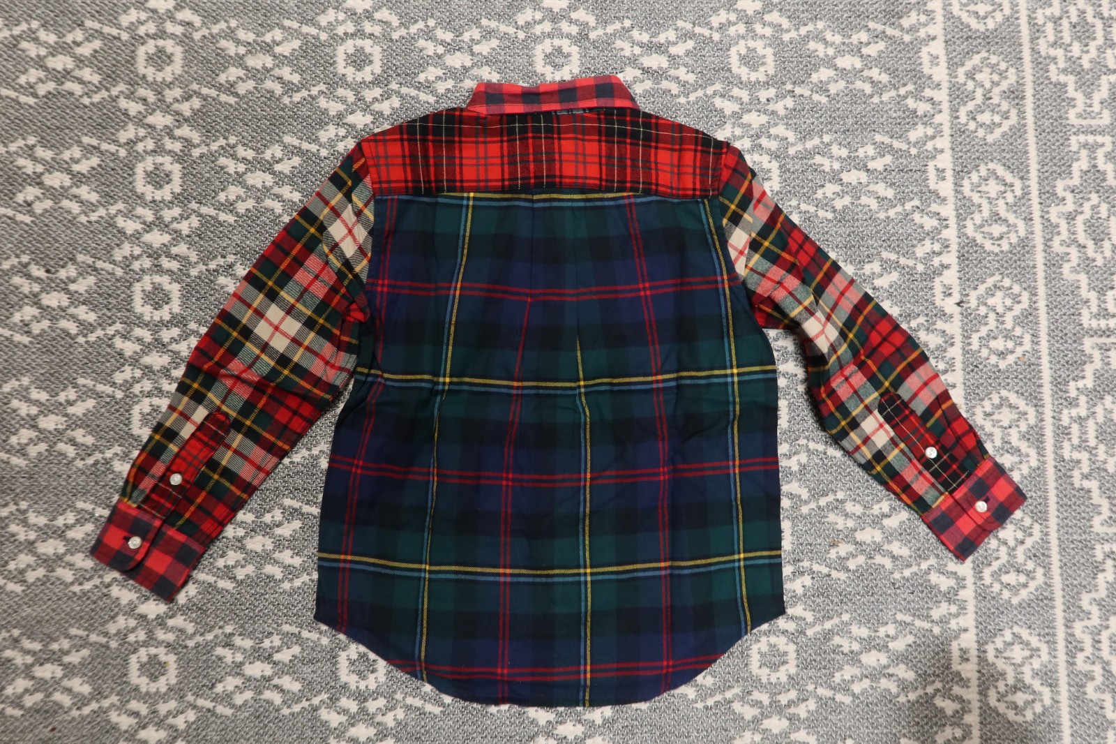 New Ralph Lauren Boy’s Button Down Flannel Shirt – Size 5 – Green Plaid