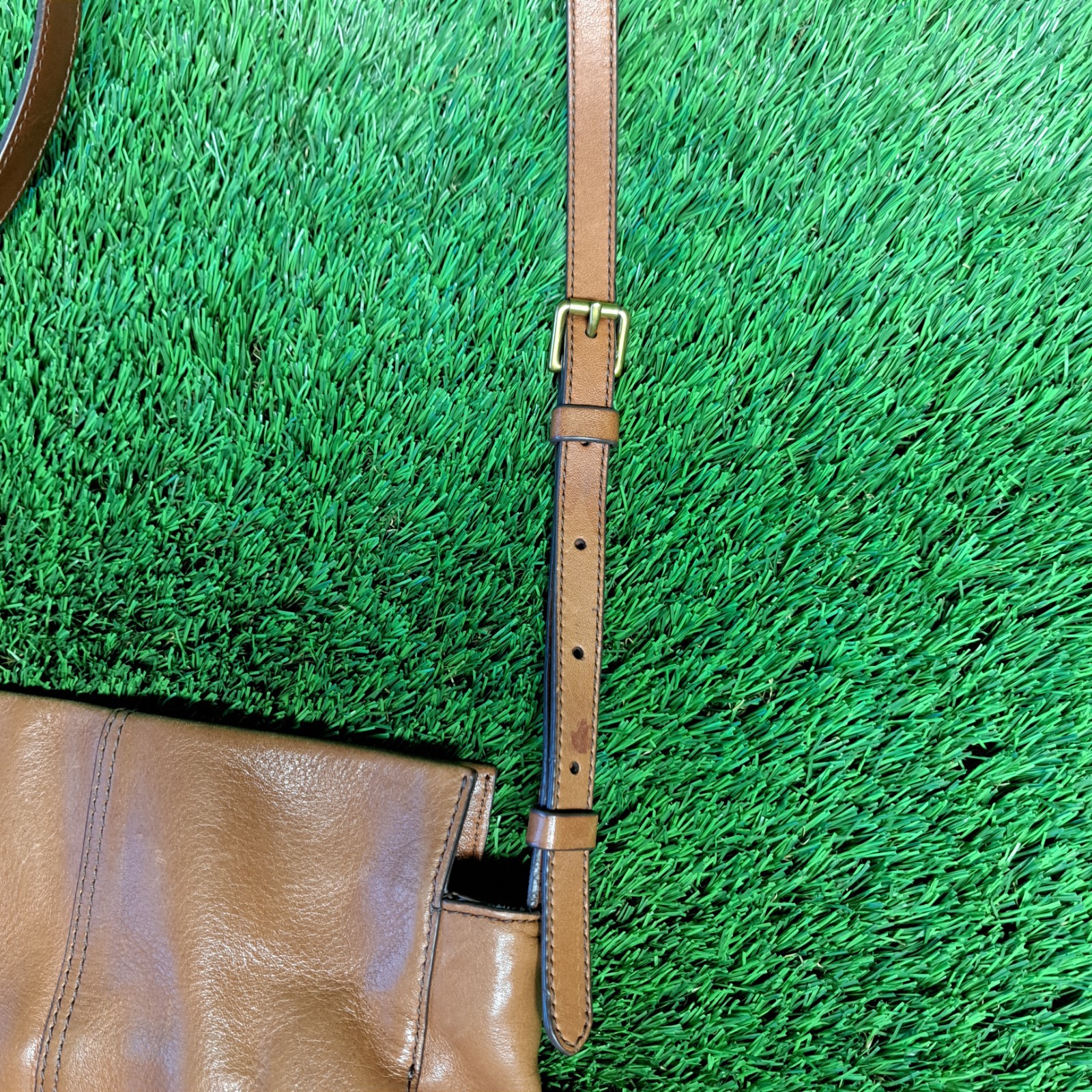Fossil Rayna Drawstring Crossbody Brown Leather SHB2824210 Preowned
