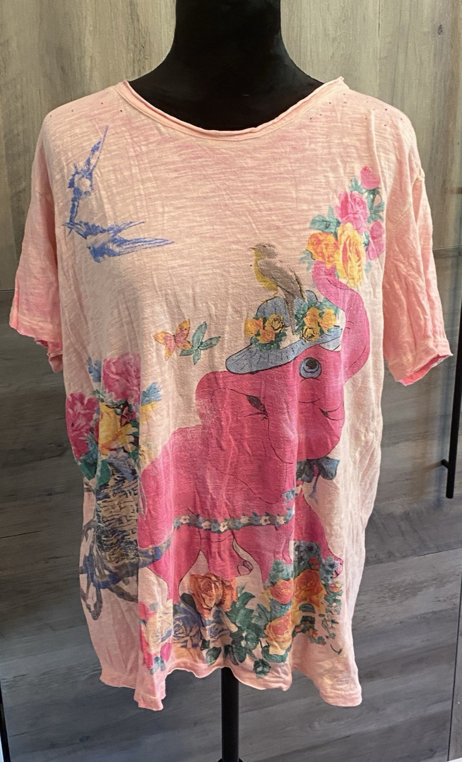 NWT Magnolia Pearl Elephant Tee Special Delivery Dip Dye Pink – One Size