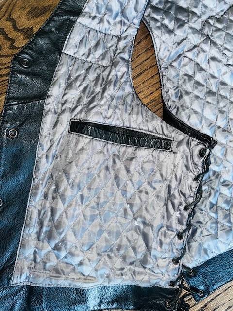Geronimo Mens Black Leather Vest Side Lace Up Snap Front Quilted Liner Size 46