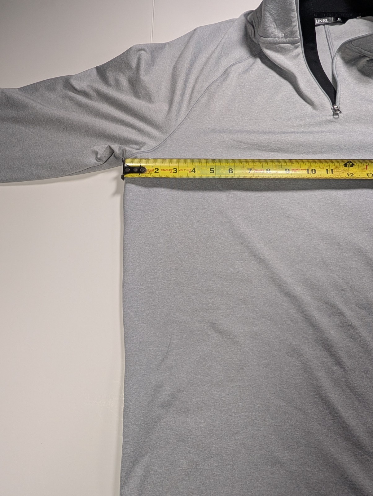 UNRL Pullover Mens XL Gray Heather Quarter Zip Thielen Foundation Performance