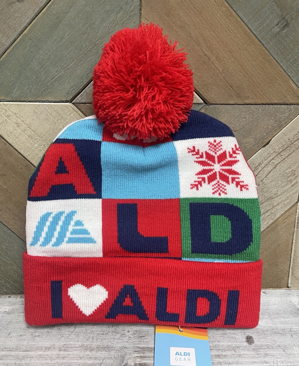 ALDI Gear Christmas Holiday Winter Beanie Hat – 2024 – I Love (Heart) Aldi NWT