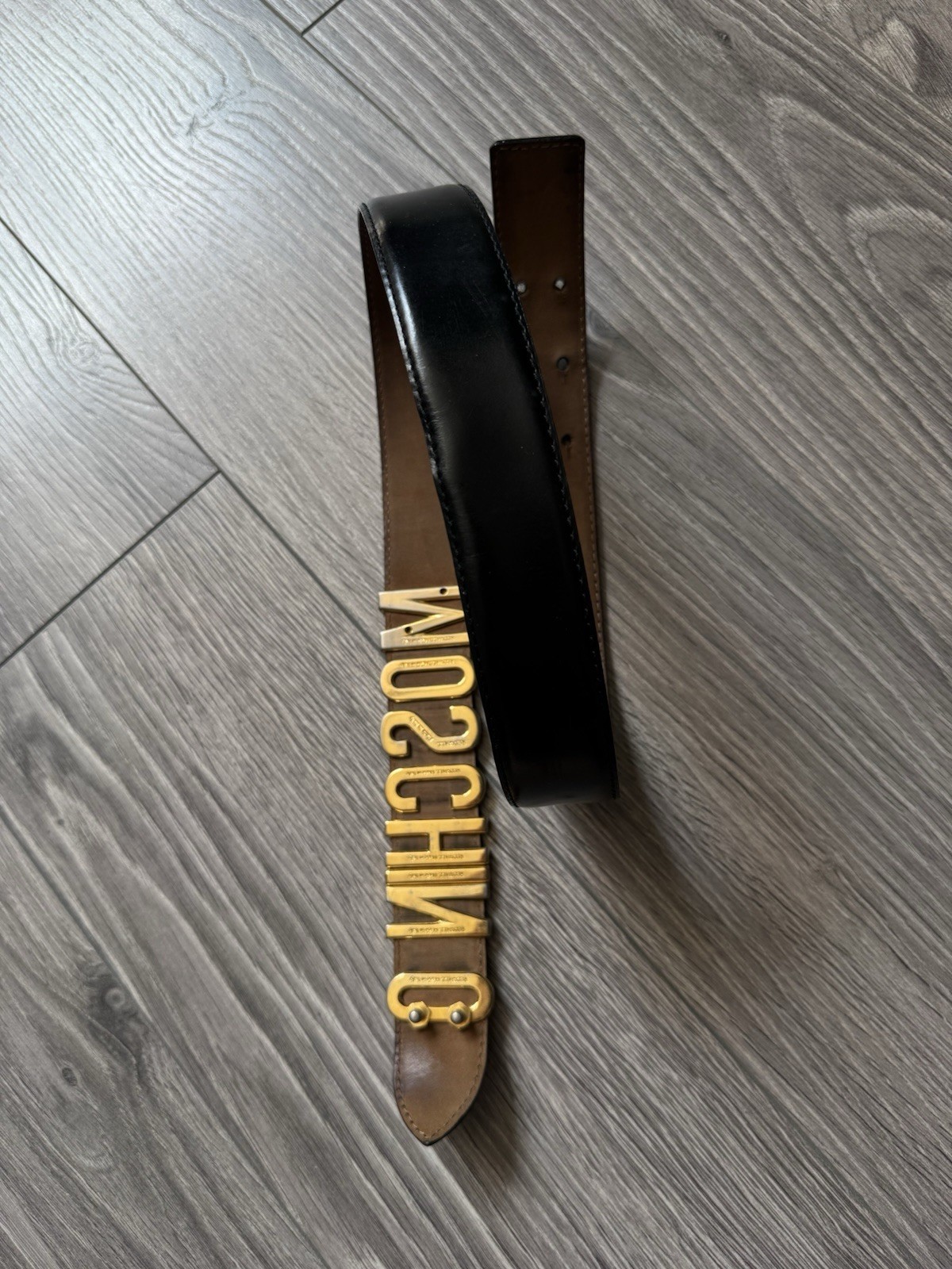 Moschino Redwall Leather Belt OS