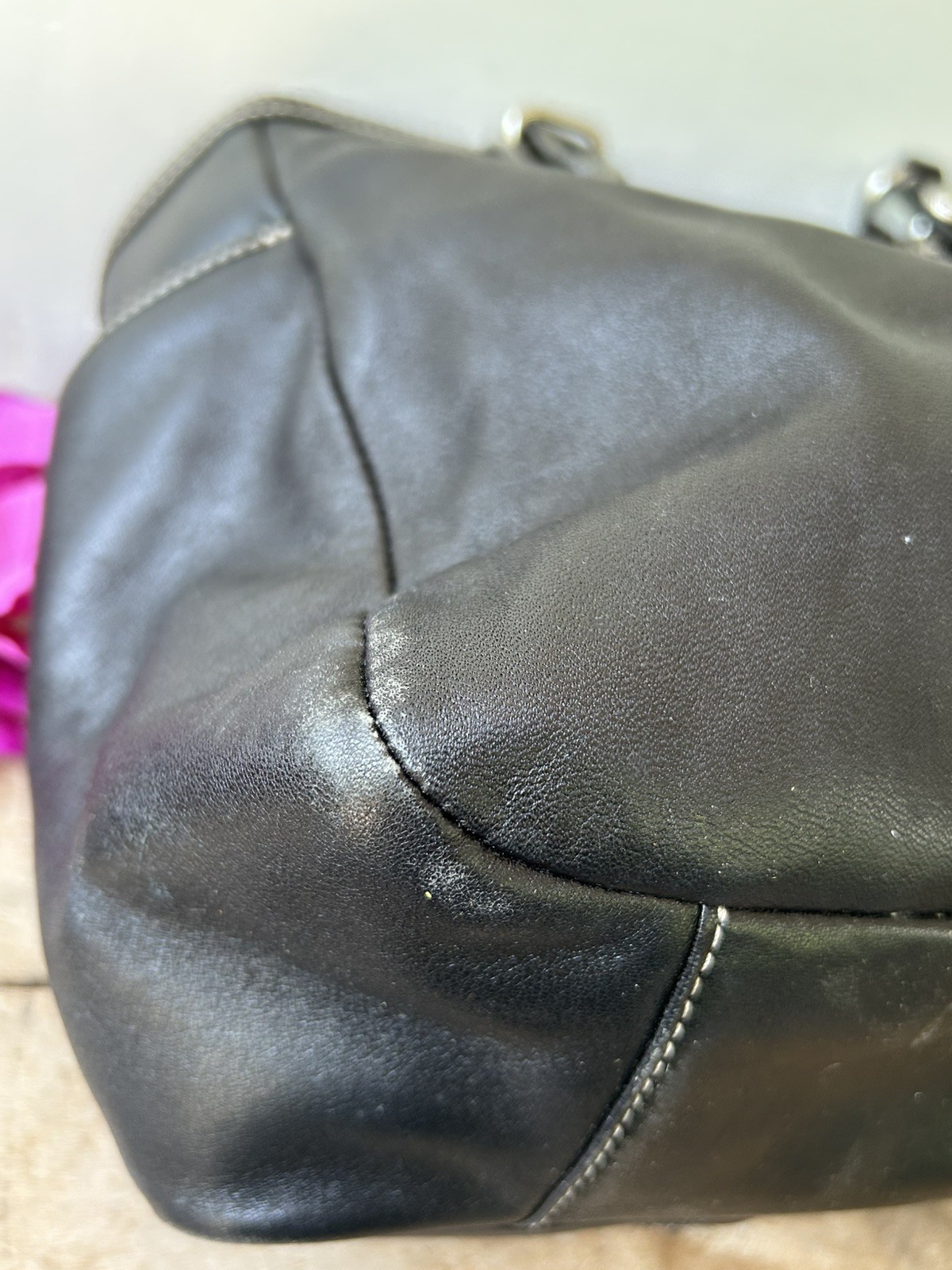 Coach gallery East west Black s atchel Bag Zip Closure. Coach F15147 *Read‼️