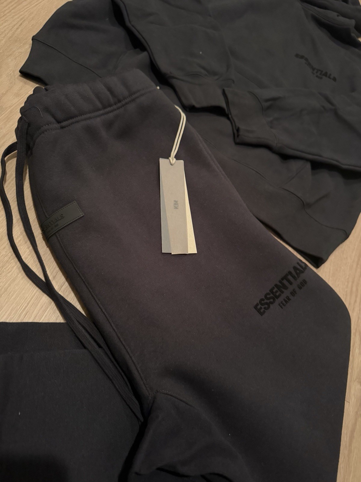 Essentials Fear of God Black Men’s 2-Piece Set Hoodie & Pants Pockets M