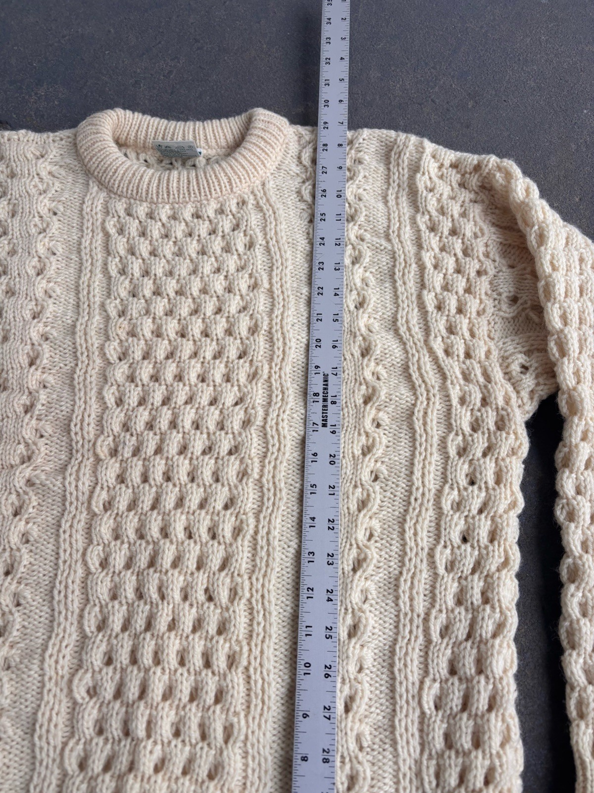 VTG John Molloy Ireland FISHERMAN sweater.ivory/excellent Condition.LG