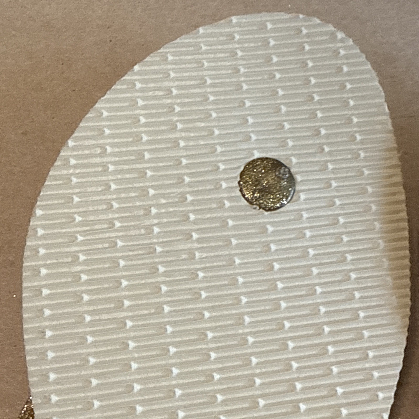 HAVAIANAS Slim Gold with Glitter Footbed and Glitter Straps 39/40 – New