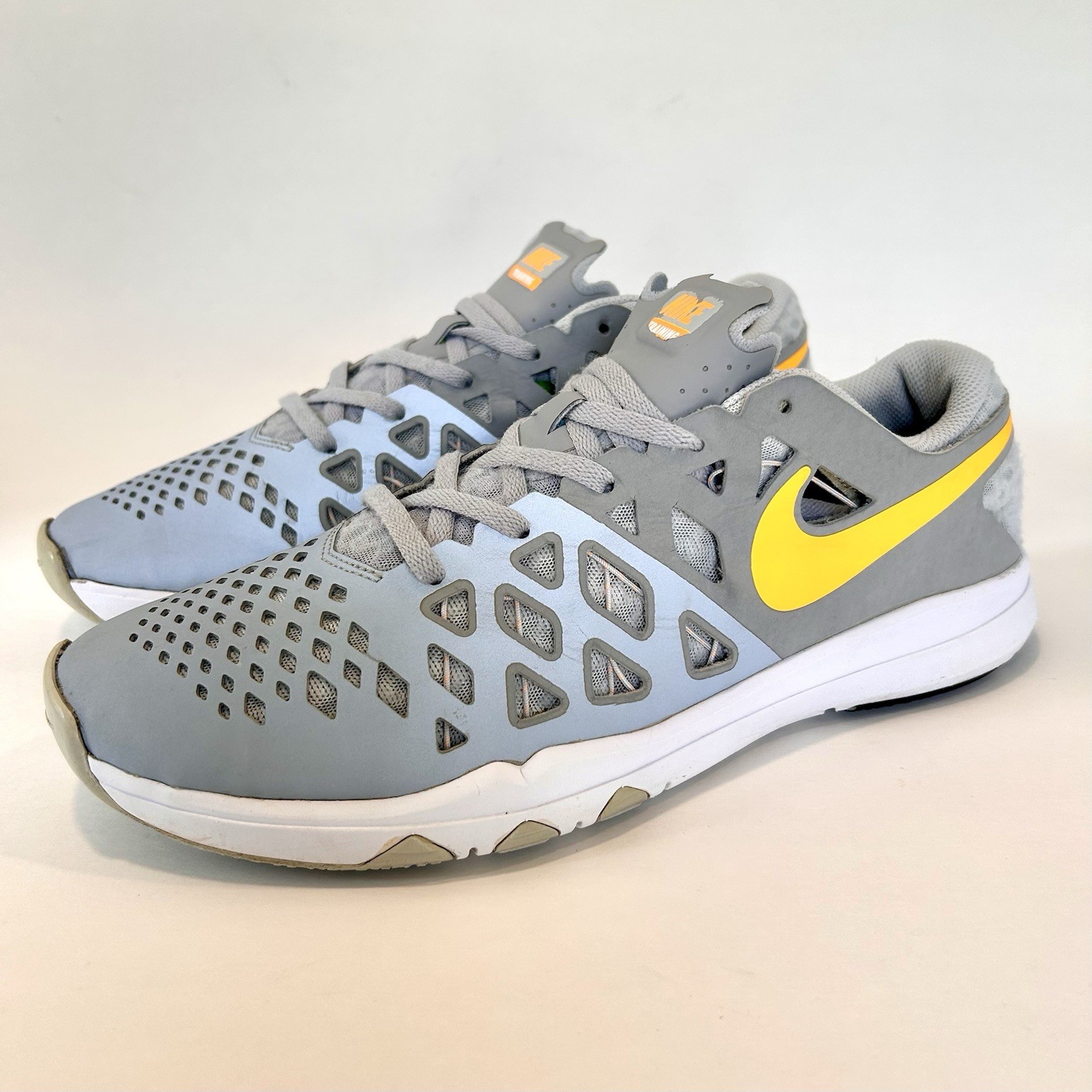 Nike Train Speed 4 Men’s 10.5 Gray Orange Training Shoes 843937-003
