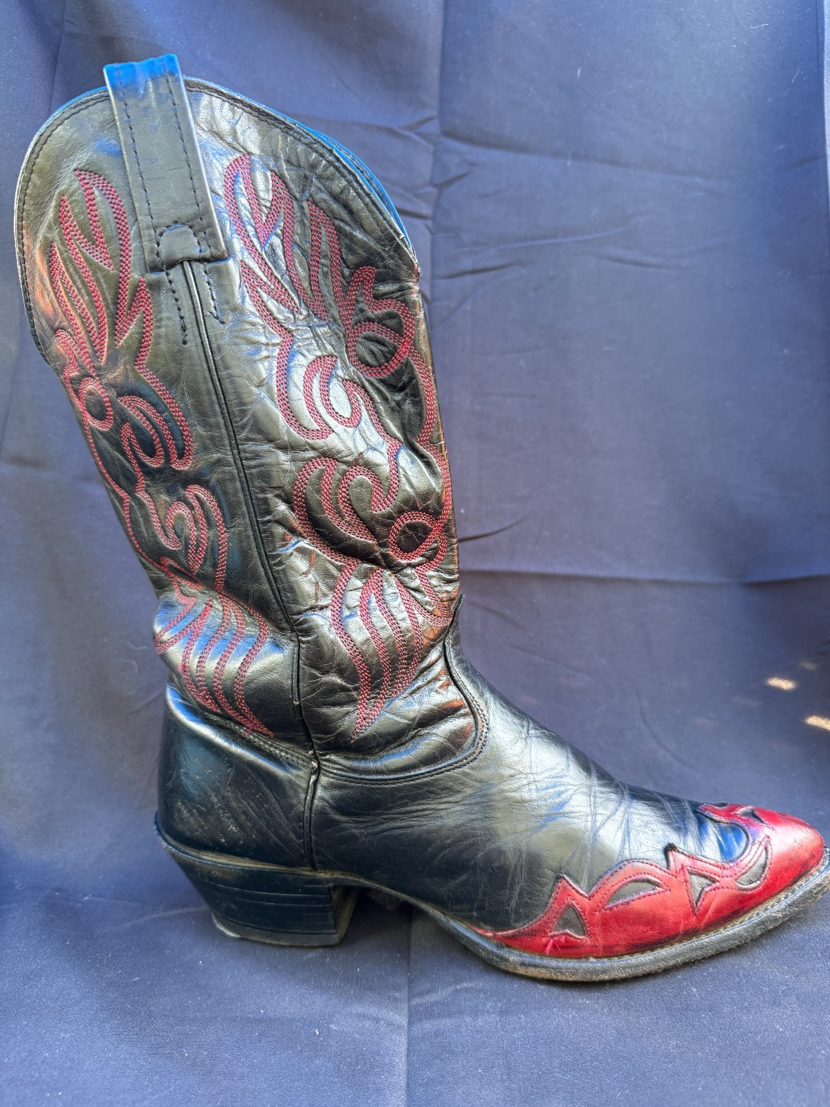 RARE🔥 J Chisholm Western “Honky Tonk” Red & Black Leather Cowboy Boots 8M