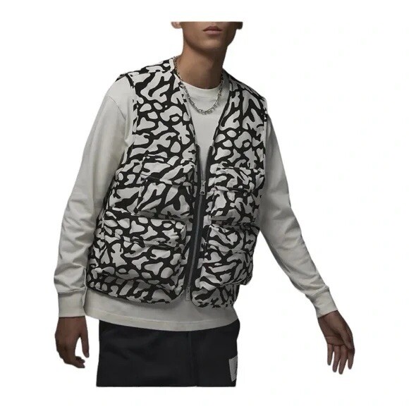 Size L- Nike Jordan Flight Heritage Men’s Gilet, Phanton.