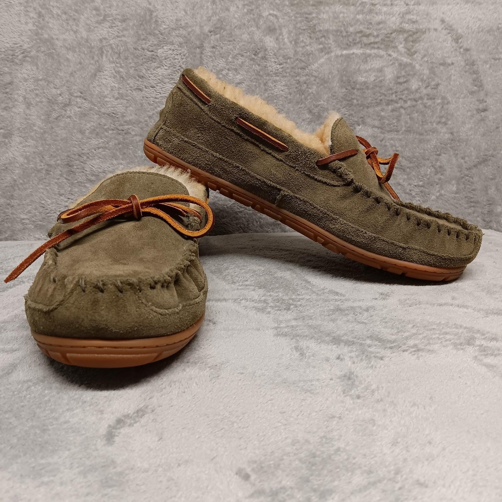 LL Bean Slippers Shoes Green Faux Leather Upper Rubber Outsole 11.5 in Heel -Toe