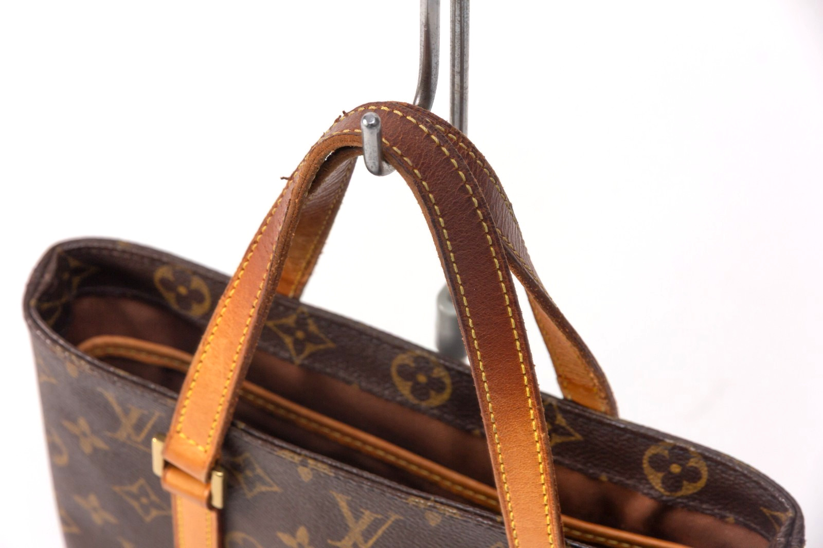 LOUIS VUITTON Vavin PM monogram PVC Leather M51172 USD 【Condition Rating B】