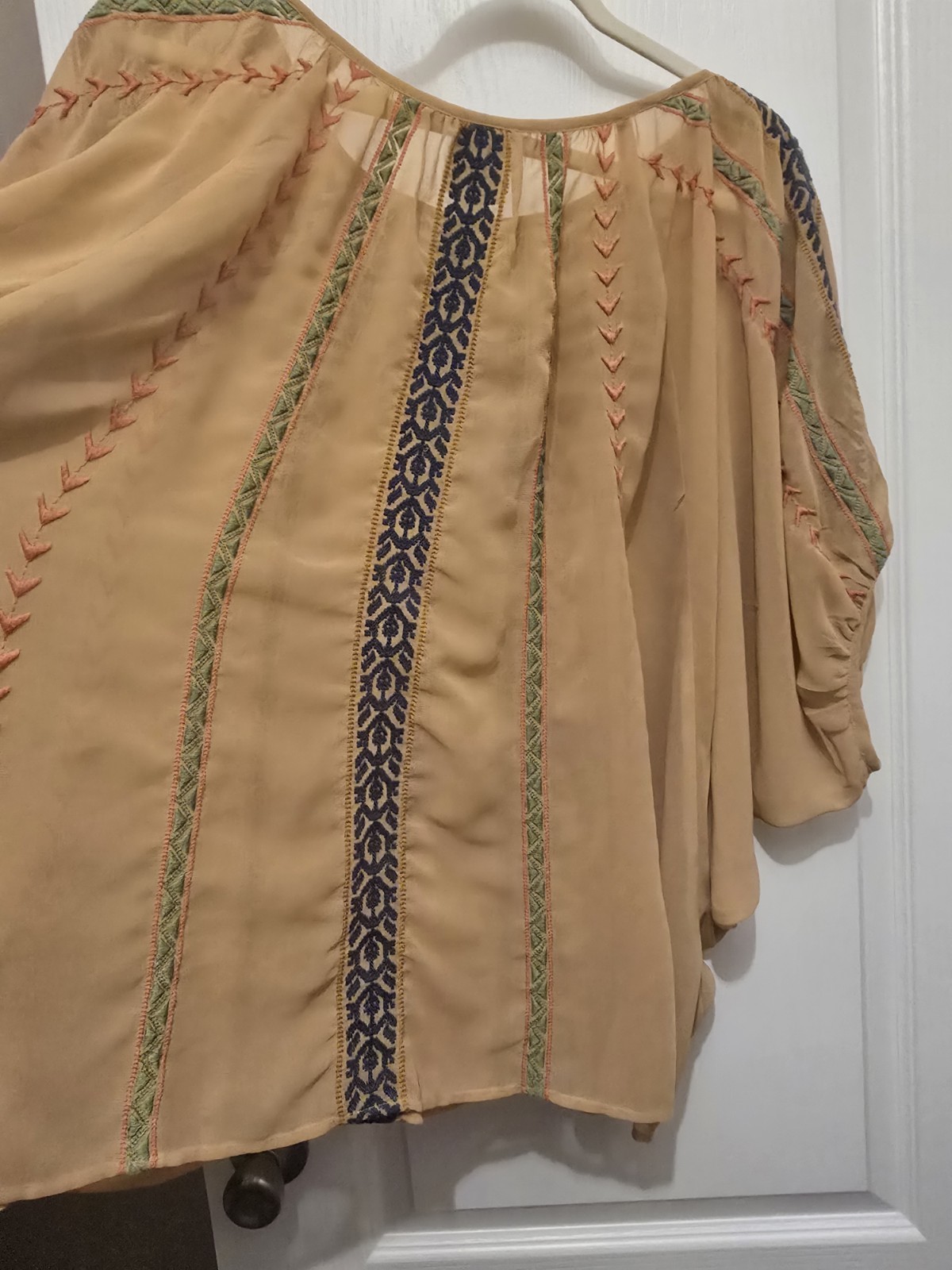 Ivy Jane Boho Embroidered Peasant Top Tan Sheer Batwing Dolman Sleeve Blouse M