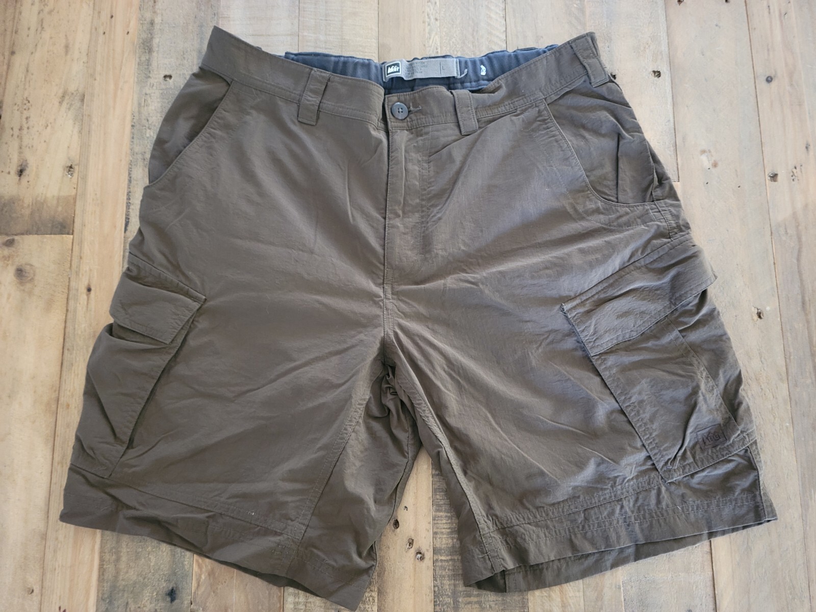 REI Cargo Shorts Mens Large Brown hiking backpacking jmt 100% Nylon used