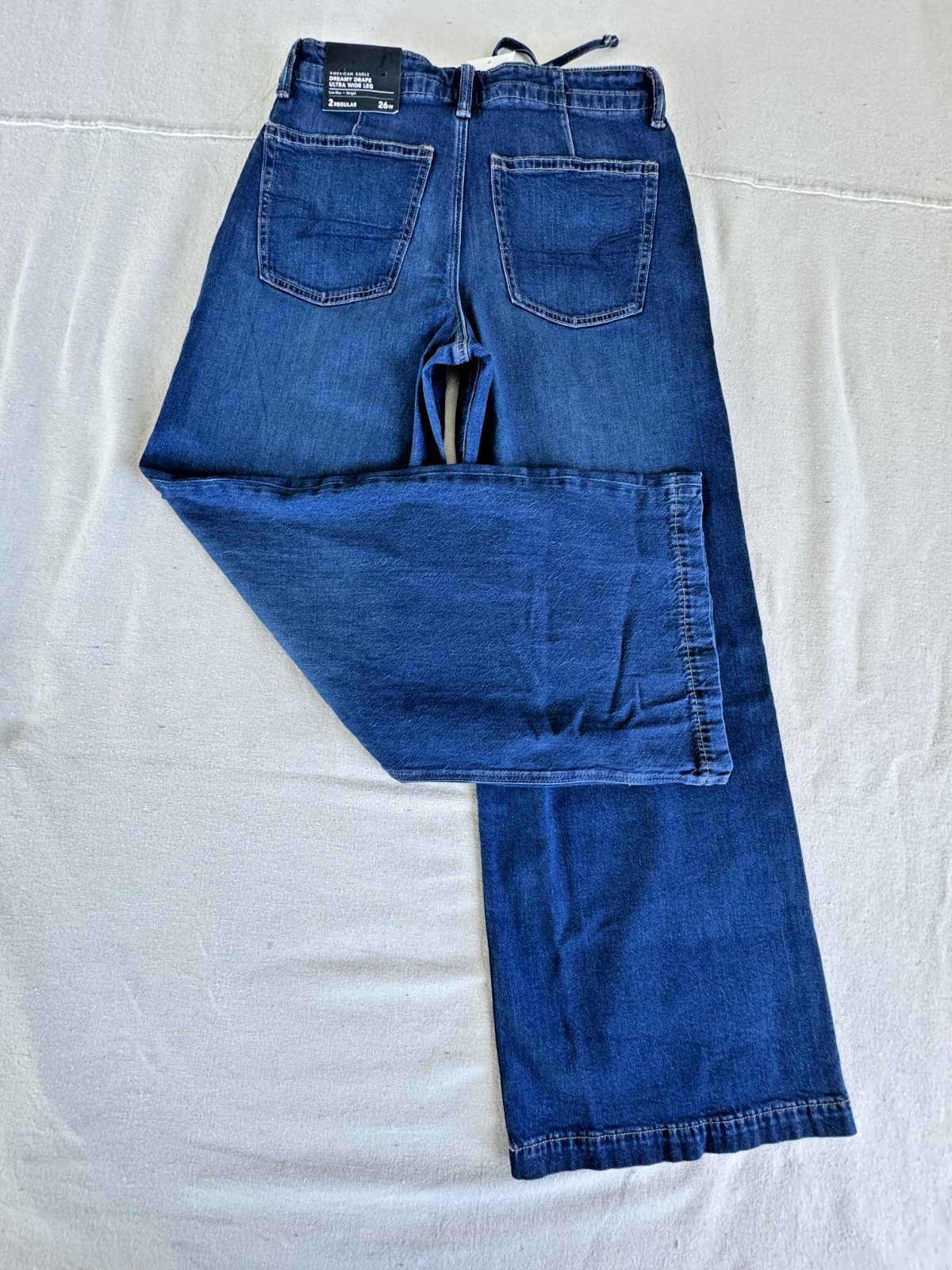 American Eagle Women’s Dreamy Drape Ultra Wide Low Rise Blue Strigid Jeans NWT