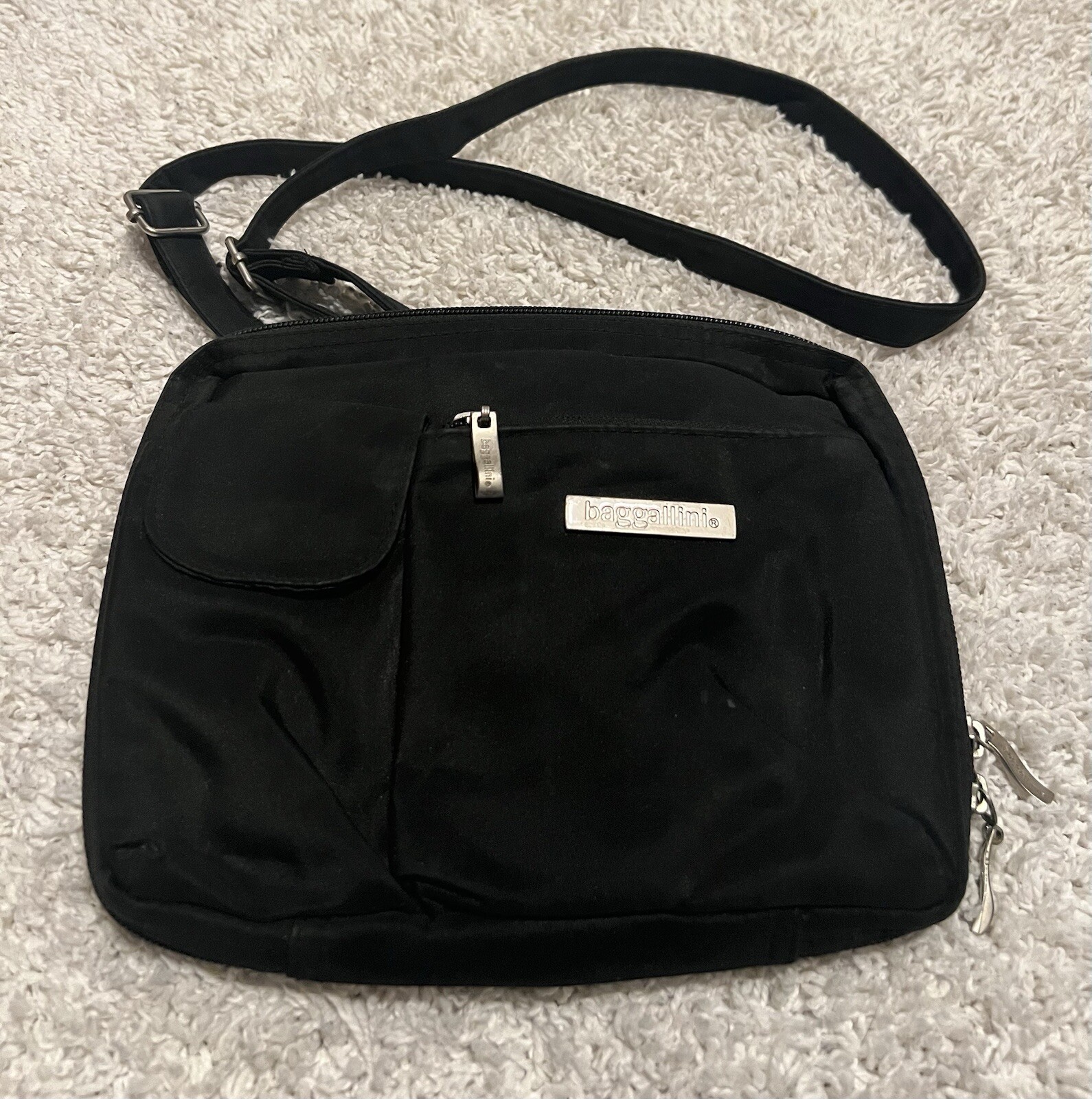 Baggillini Crossbody Bag Purse BLACK Nylon Travel Zip Pockets Card Slots 10”x8”
