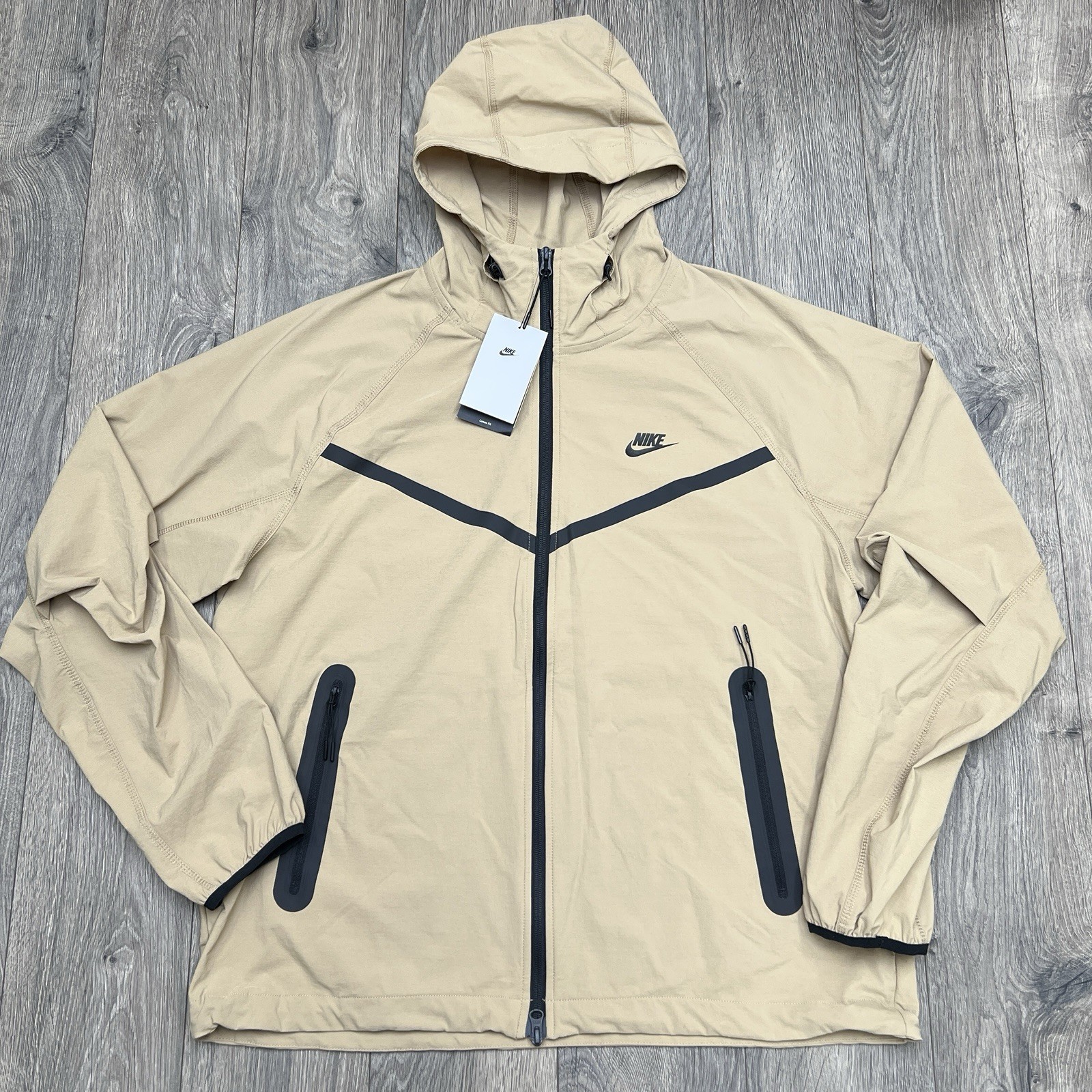 Nike Tech Woven Jacket Large Mens Parachute Beige Black Full Zip Hoodie $130
