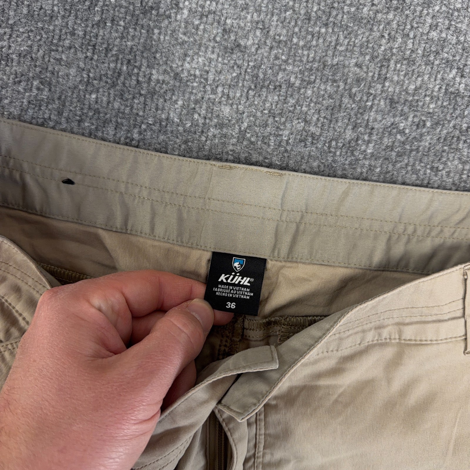 KUHL Shorts Men 36 Khaki Tan Outdoor Cargo Resistor Lite Chino 10″ Inseam