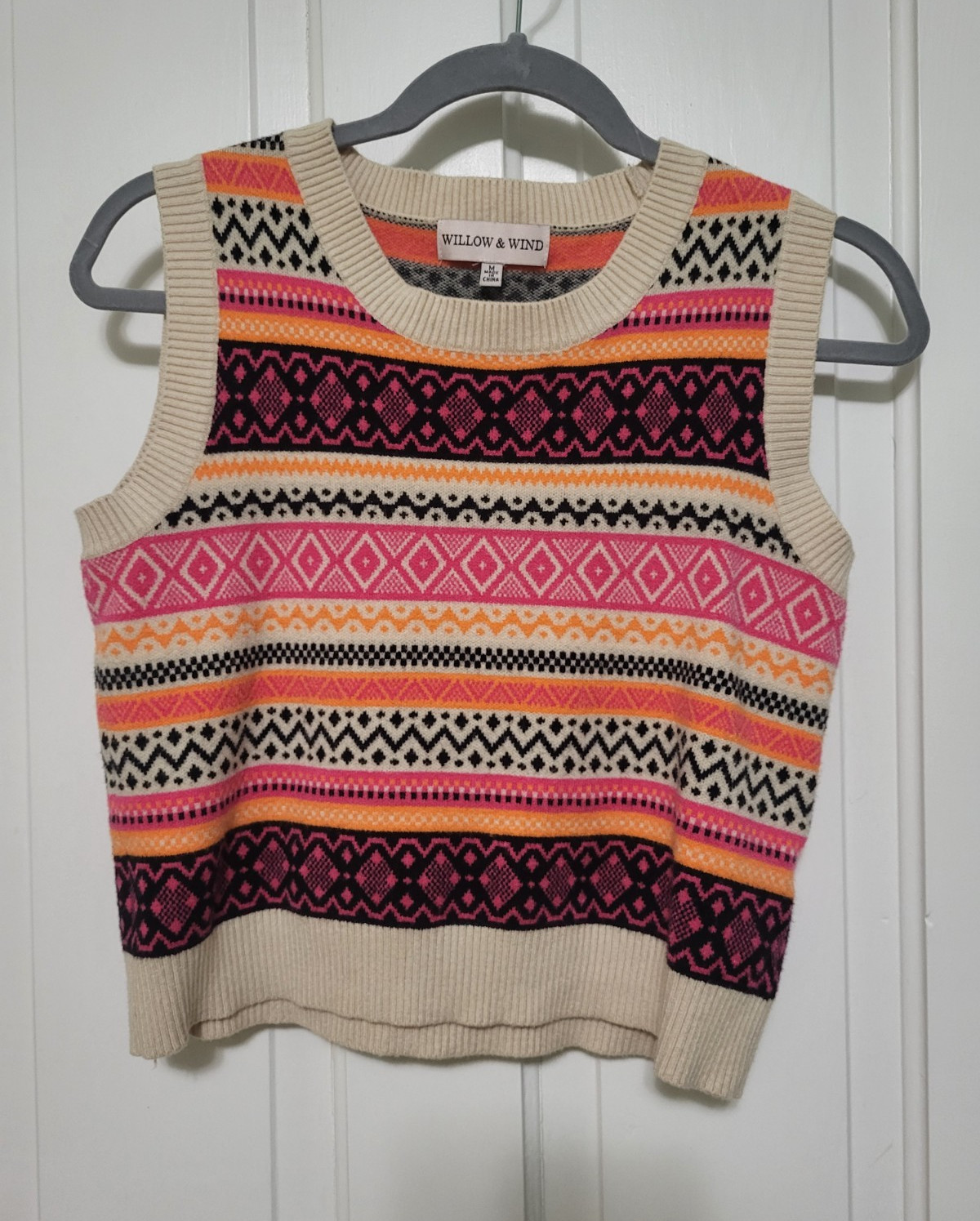 Willow & Wind Women’s M Crew Neck Sleeveless Fair Isle Knit Sweater Beige Pink