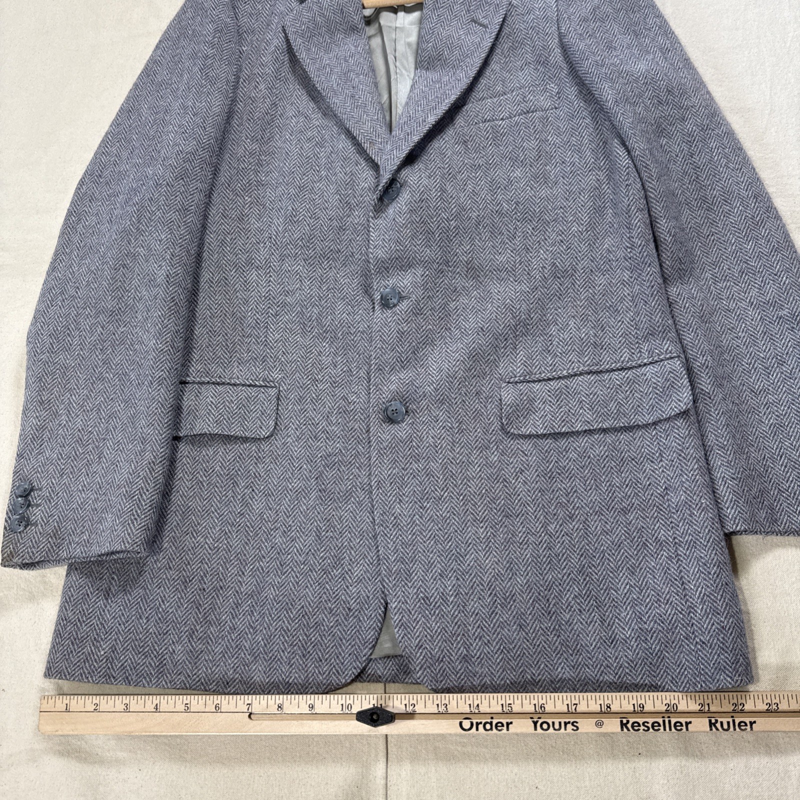Harris Tweed Mens Grey Herringbone Wool Blazer Sport Coat Handwoven Scotland