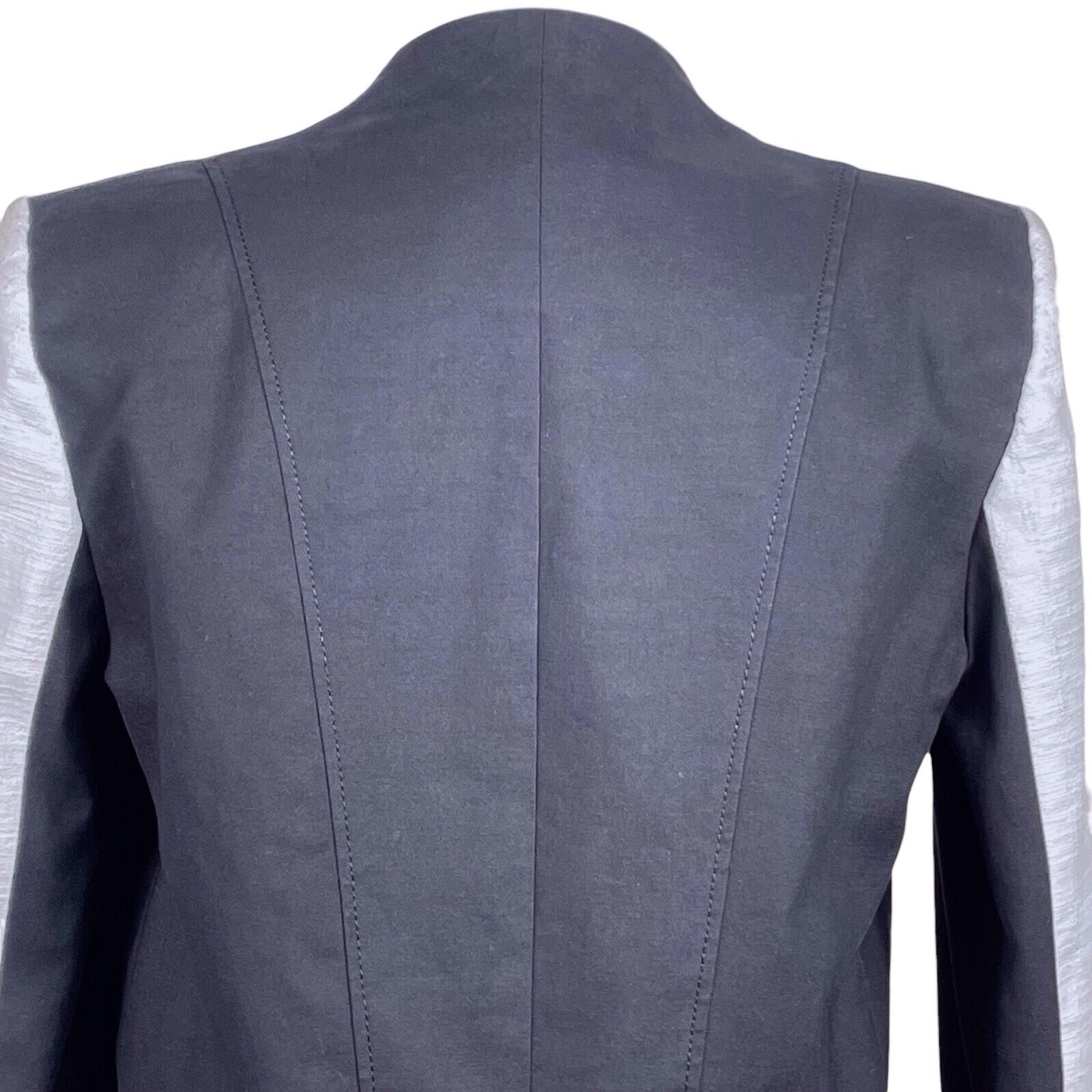 Helmut Lang Cropped Colorblock Blazer Size 6 Black White One-Button Tailored