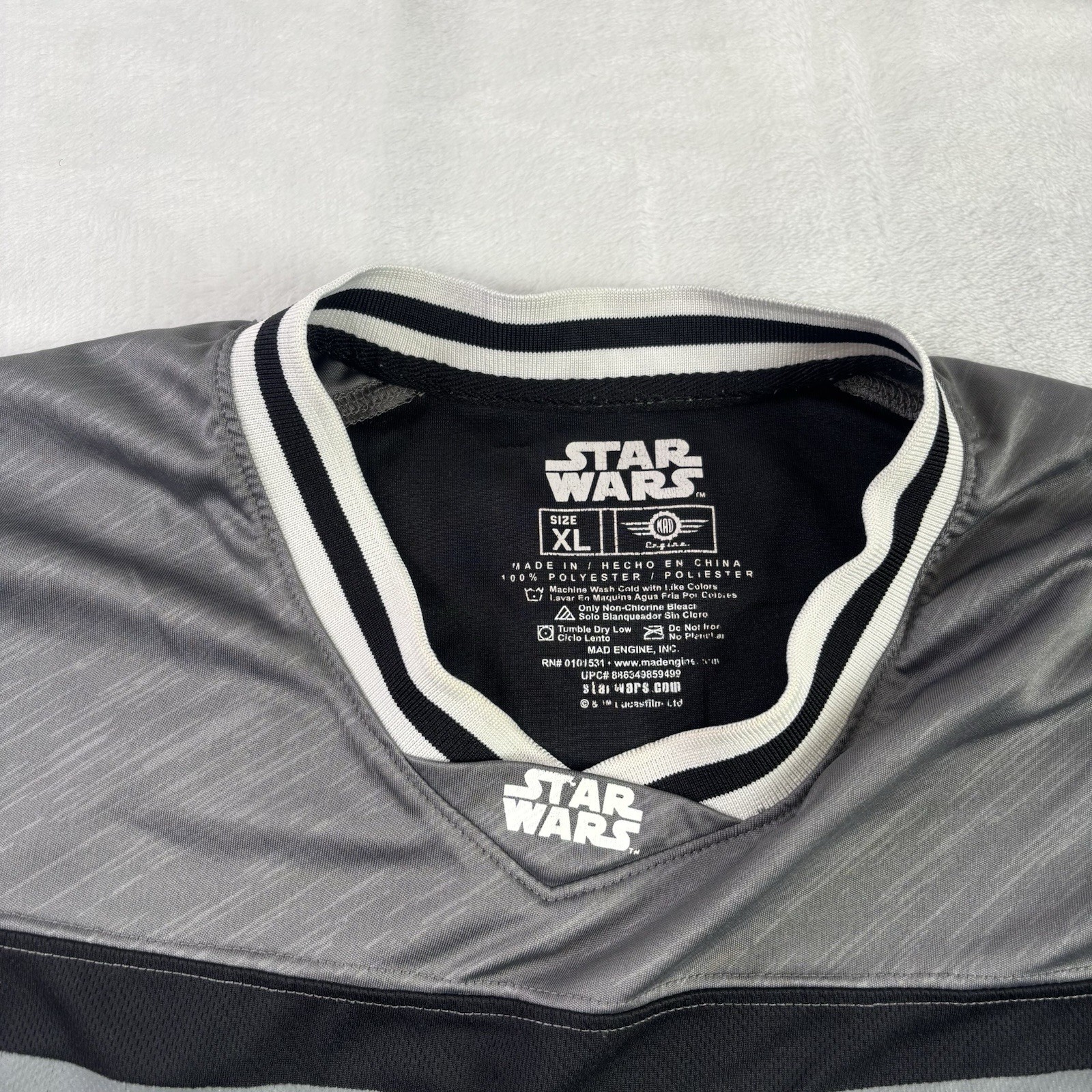 Star Wars Darth Vader #77 Black Grey Jersey Men’s XL Distressed