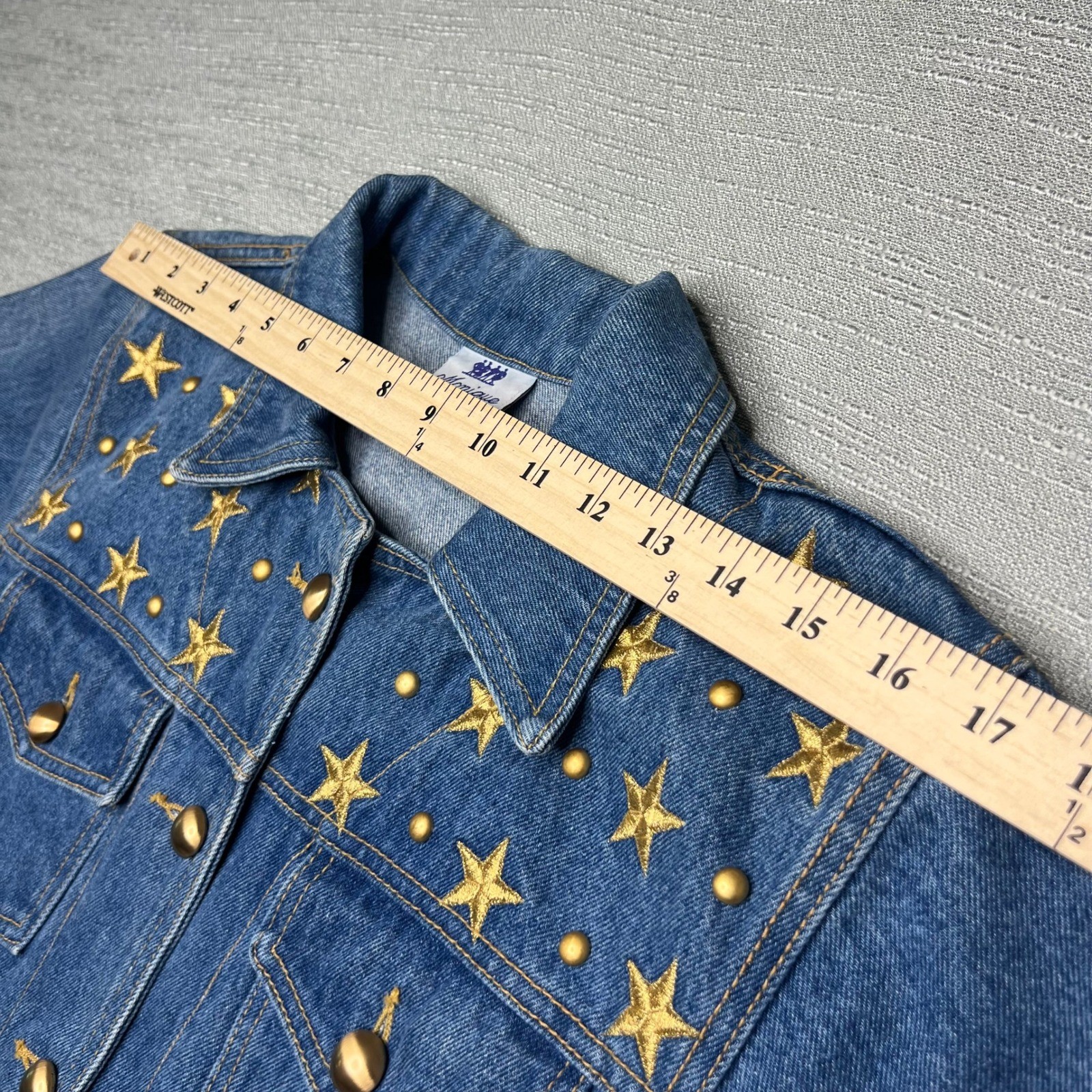Vintage Monique Jeans Denim Jacket Gold Star Studded Western Medium Wash USA 7/8