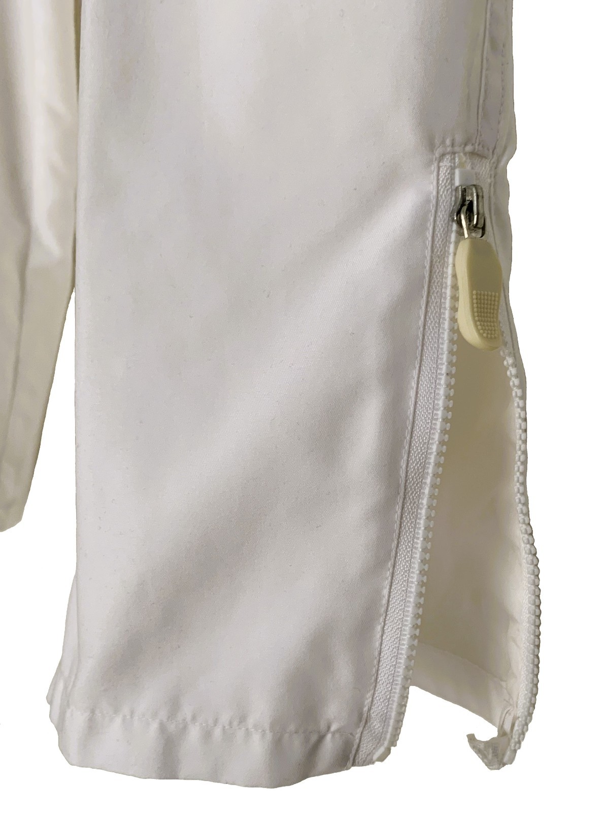 Spanner Sport White Two-Way Zip Jacket & Straight Cargo Pants Set – Sz L / 10