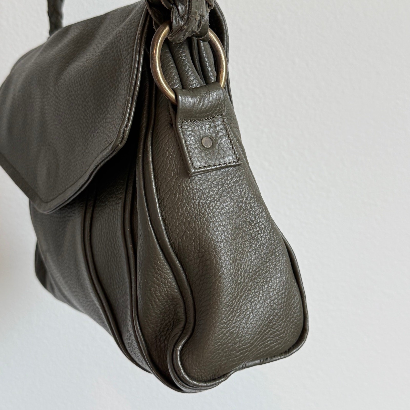 Falor Pebbled Leather Shoulder Bag Artisanal Green Boho Braided Strap Made Italy